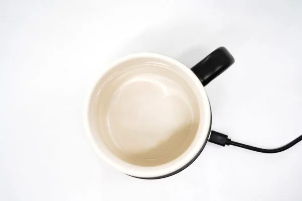 Achetez en gros Chaud-tasse à Café, Réchauffeur Automatique De Tasse à  Induction Par Gravité Pour Bureau, Usage Domestique, Blanc (pas De Tasse)  Chine et Chauffe-tasse à Café à 4 USD